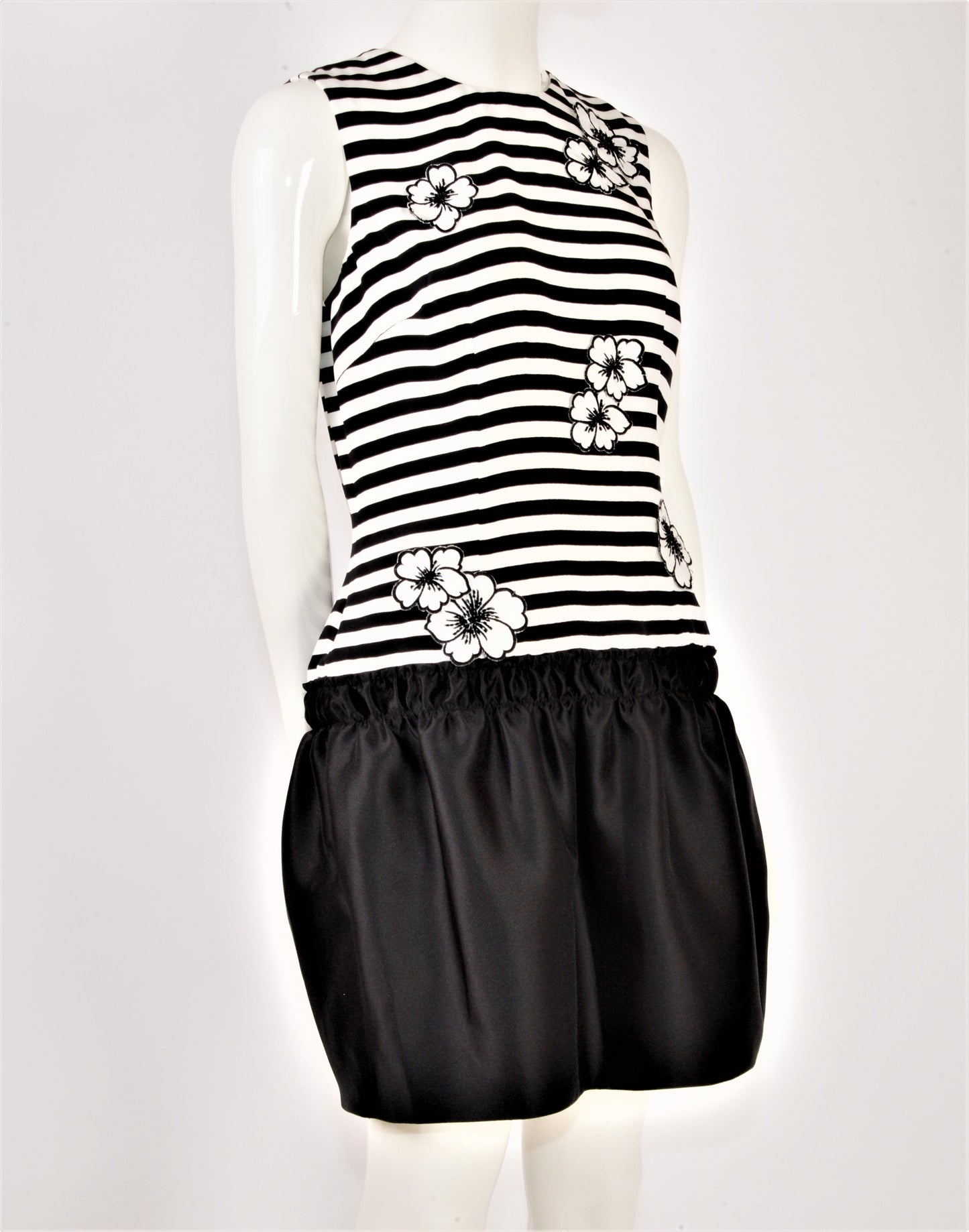 Robe Carmen Marc Valvo